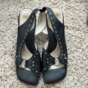 Black size 10 John Fluevog heels